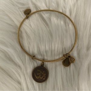 Alex and Ani Rafaelian Gold Om Symbol Charm Bangle Bracelet
